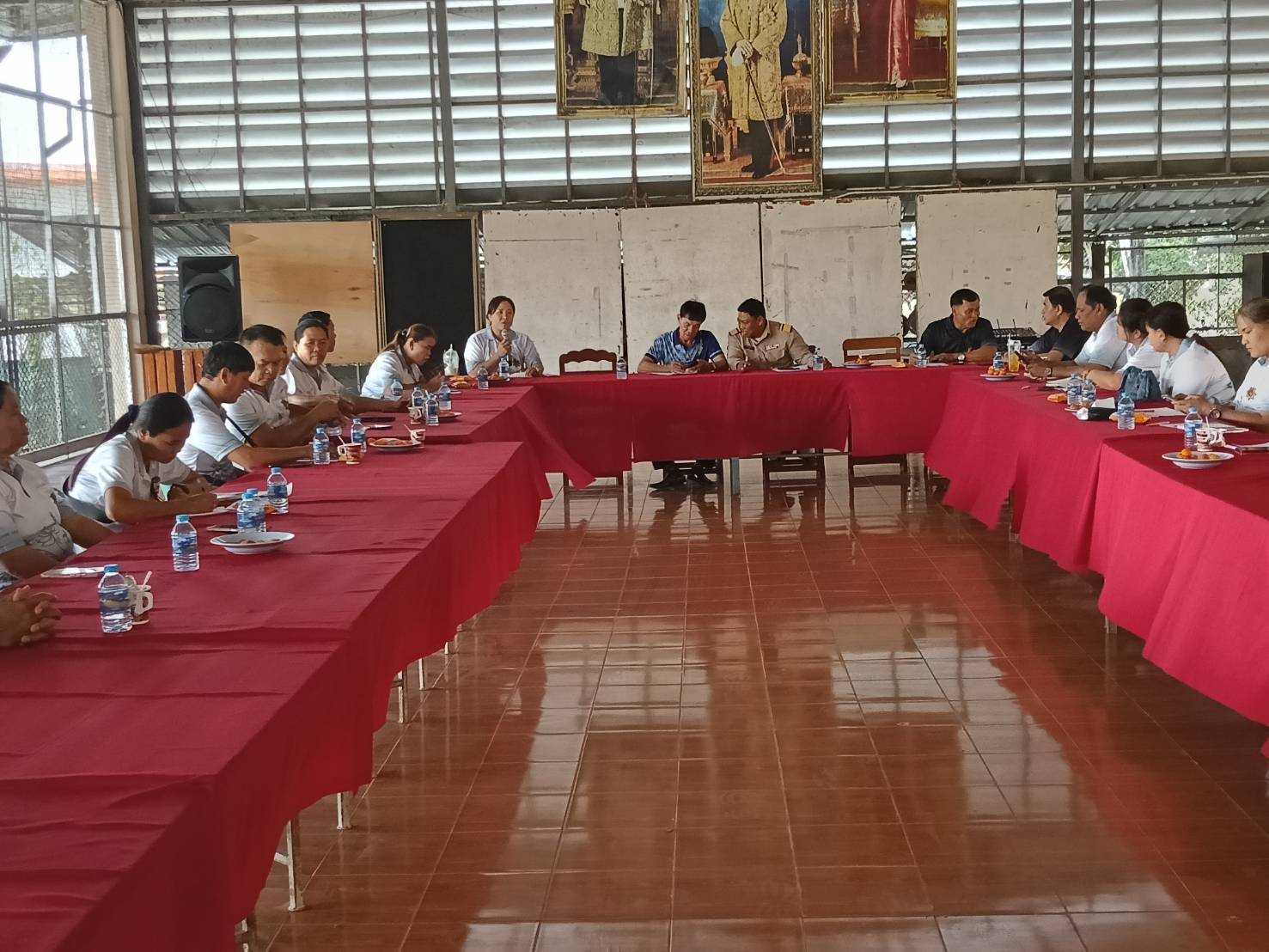 ประชุมคณะกรรมการตำบลราวต้นจันทร์ 